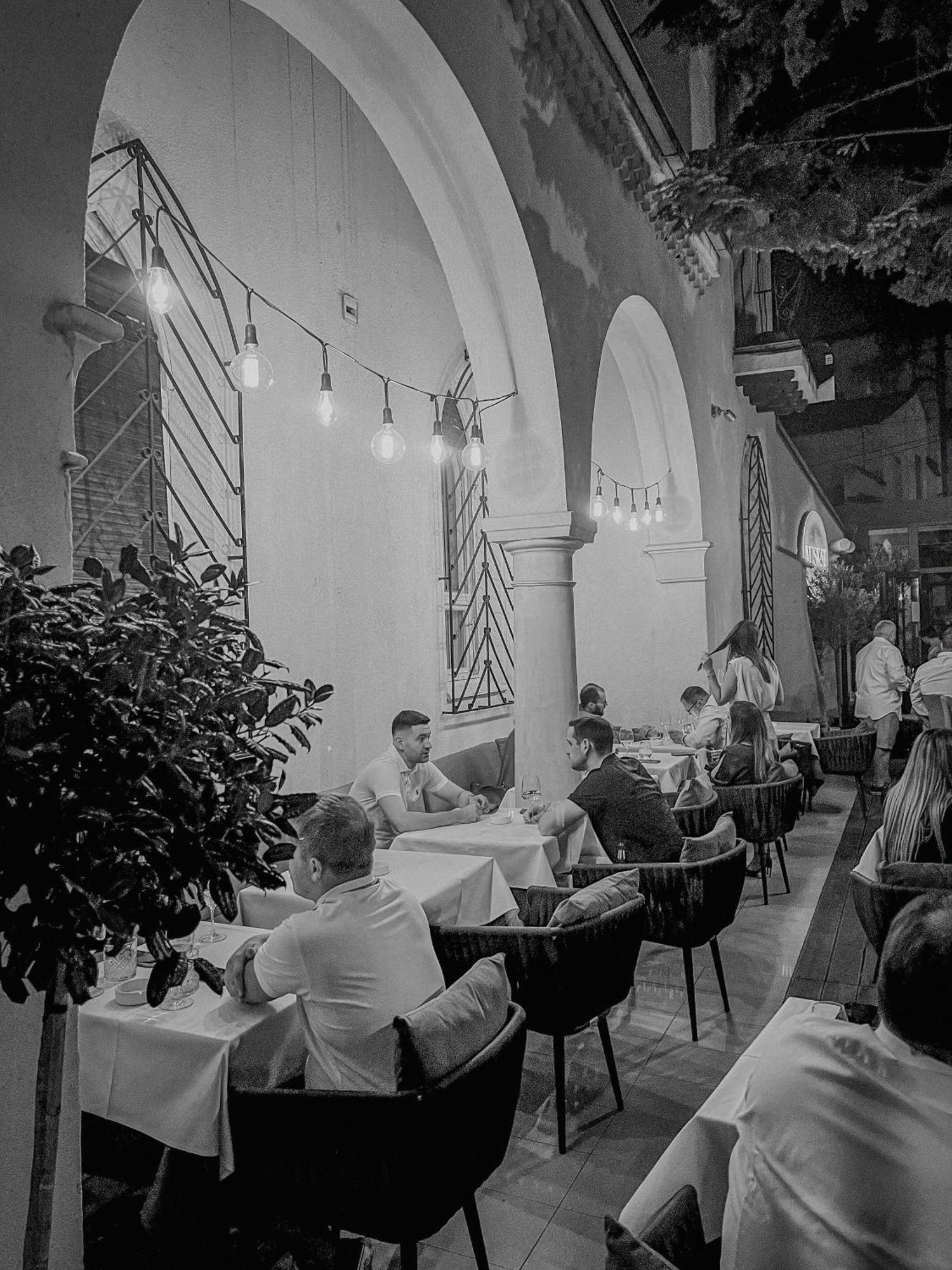 Hotel Dum By Muskat Beograd Eksteriør billede